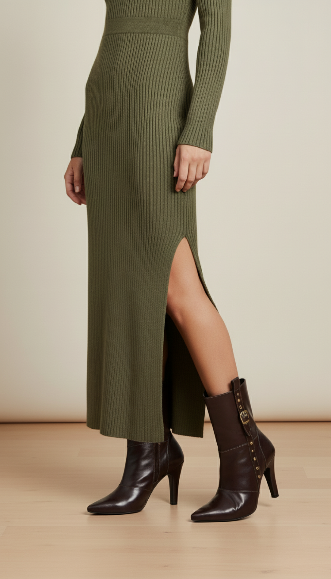 Bota Bico Fino Feminina