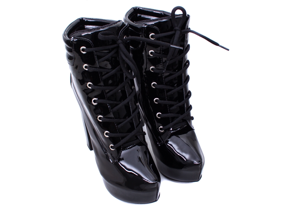 Bota Coturno Meia Pata Verniz Preto